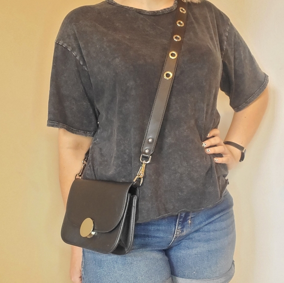 Metal lock crossbody bag - Picture 2 of 6